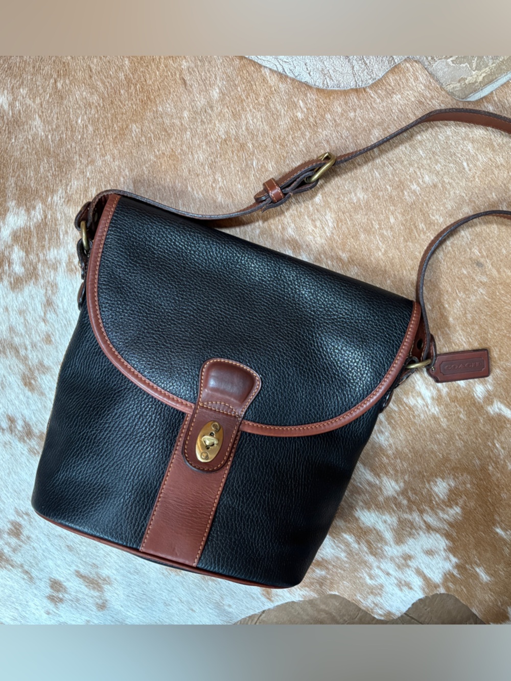 Vintage Coach Stewart 4231 from the Sheridan collection crossbody/shoulder bag
